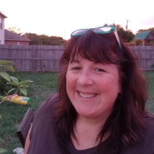 Meet your Posher, Debra